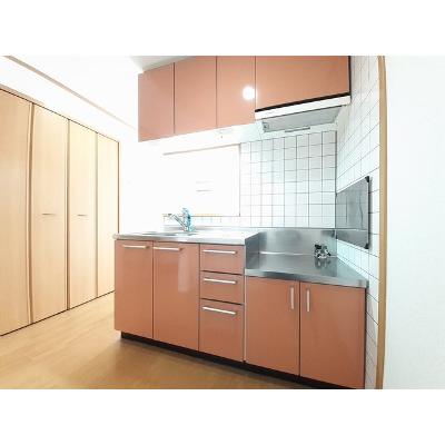 カーサ・クレールⅣ 103【管理NO：1-012701201-01030】 ★家具家電は申し込み後に搬入しますの物件写真3
