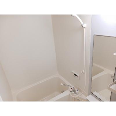 プルミエ・アムールⅢ 101【管理NO：1-012435201-01010】 ★家具家電は申し込み後に搬入します★の物件写真4