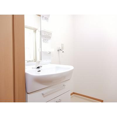 プルミエ・アムールⅢ 101【管理NO：1-012435201-01010】 ★家具家電は申し込み後に搬入します★の物件写真6