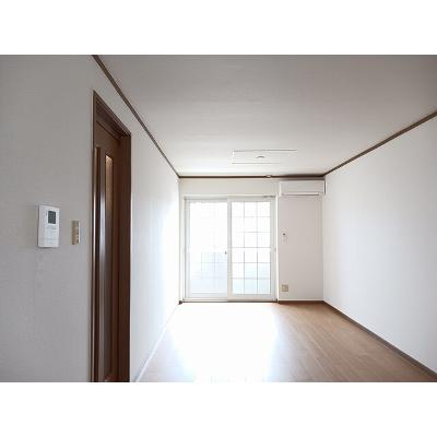 ヴィラ・アミティⅠ 102【管理NO：1-011542401-01020】 ★家具家電は申し込み後に搬入しますの物件写真2