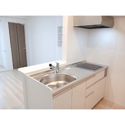 ミラノⅥ　Ａ 102【管理NO：1-027438801-01020】 ★家具家電は申し込み後に搬入しますの物件写真3