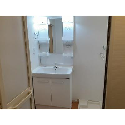 ファンロン 202【管理NO：1-021518301-02020】 ★家具家電は申し込み後に搬入します★ ★2026年11月中旬入居可能★の物件写真6