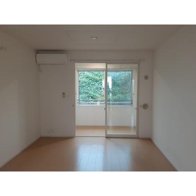 メゾンビューⅥ 103【管理NO：1-020765201-01030】 ★家具家電は申し込み後に搬入しますの物件写真2