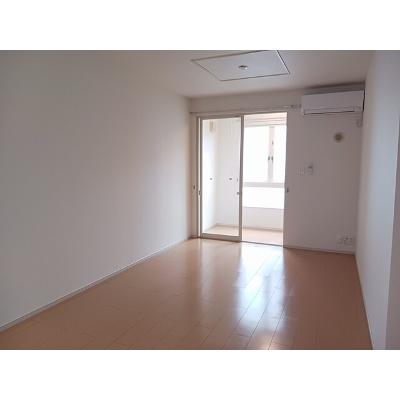 ジェントリー 105【管理NO：1-017439601-01050】 ★家具家電は申し込み後に搬入します 2026年07月中旬入居可能の物件写真2