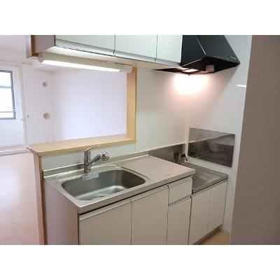 グランティス 101【管理NO：1-017327901-01010】 ★家具家電は申し込み後に搬入しますの物件写真3