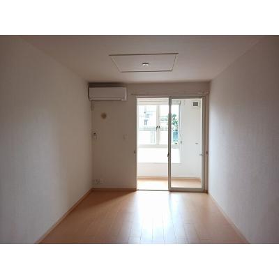 プライム 102【管理NO：1-016597501-01020】 ★家具家電は申し込み後に搬入しますの物件写真2