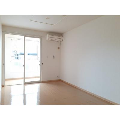 ラフレシ－ル　Ａ 103【管理NO：1-016076801-01030】 ★家具家電は申し込み後に搬入します 2026年07月中旬入居可能の物件写真2