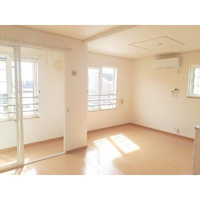 ファイン・ハル・エ－ル　Ⅳ 203【管理NO：1-015341901-02030】 ★家具家電は申し込み後に搬入しますの物件写真2