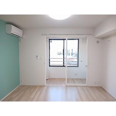 ミラノⅥ　Ｂ 205【管理NO：1-027438802-02050】 ★家具家電は申し込み後に搬入しますの物件写真2