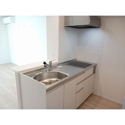 ミラノⅥ　Ａ 202【管理NO：1-027438801-02020】 ★家具家電は申し込み後に搬入しますの物件写真3