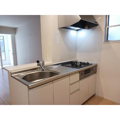 オゾラⅡ 101【管理NO：1-024936502-01010】 ★家具家電は申し込み後に搬入しますの物件写真3