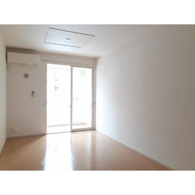 ジェントリー 103【管理NO：1-017439601-01030】 ★家具家電は申し込み後に搬入しますの物件写真2