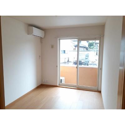 ヴィラ・かたかご　Ⅲ 103【管理NO：1-014808001-01030】 ★家具家電は申し込み後に搬入しますの物件写真2