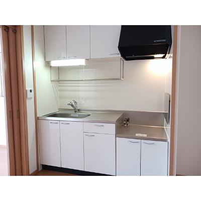 ヴィラ・かたかご　Ⅲ 101【管理NO：1-014808001-01010】 ★家具家電は申し込み後に搬入しますの物件写真3