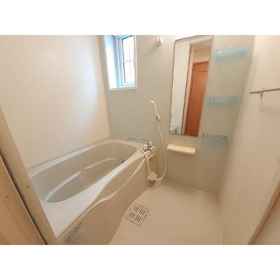 プリムロ－ズ　Ⅰ 103【管理NO：1-014656801-01030】 ★家具家電は申し込み後に搬入します★の物件写真4