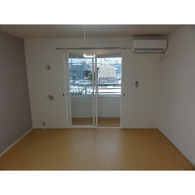 ロイヤルウエストⅡ 201【管理NO：1-019069601-02010】 ★家具家電は申し込み後に搬入します★ ★2026年08月中旬入居可能★の物件写真2