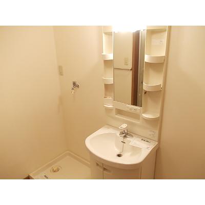 ノーブル１ 103【管理NO：1-010297601-01030】 ★家具家電は申し込み後に搬入します★の物件写真6