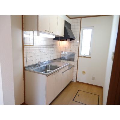 　花梨 102【管理NO：1-010334101-01020】 ★家具家電は申し込み後に搬入しますの物件写真3