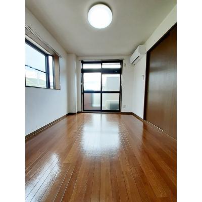 パトリアⅡ 201【管理NO：1-007195401-02010】 ★家具家電は申し込み後に搬入します★の物件写真2