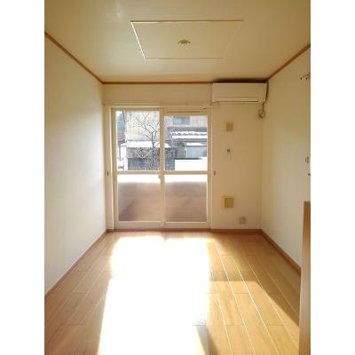 ヴィラ　セレッソ 101【管理NO：1-013113101-01010】 ★家具家電は申し込み後に搬入します 2026年08月中旬入居可能の物件写真2