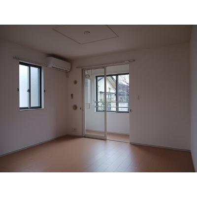 リーブル 103【管理NO：1-019767501-01030】 ★家具家電は申し込み後に搬入します★の物件写真2