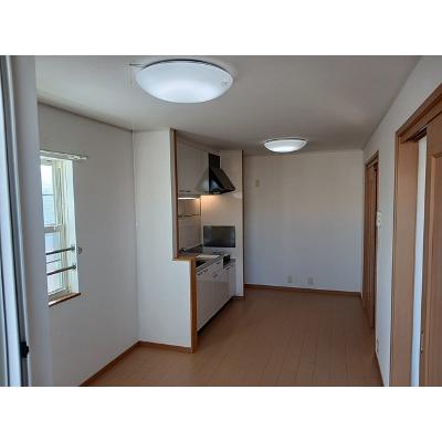 エリクシ－ル 201【管理NO：1-014667901-02010】 ★家具家電は申し込み後に搬入します★の物件写真2