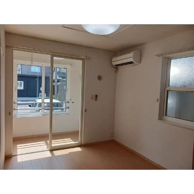 リアンメルヴェイユ　Ⅱ 101【管理NO：1-016172801-01010】 ★家具家電は申し込み後に搬入します★の物件写真2