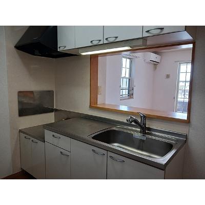 ファミール　ハウスⅤ　Ａ 203【管理NO：1-014093101-02030】 ★家具家電は申し込み後に搬入します 2026年07月下旬入居可能の物件写真3