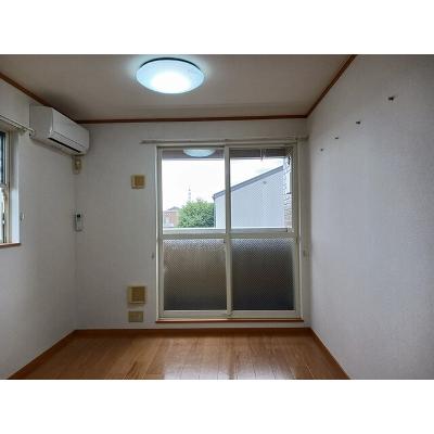 ブリージー　アヴェニュー 201【管理NO：1-012858201-02010】 ★家具家電は申し込み後に搬入しますの物件写真2