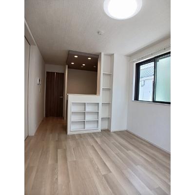 パラッツオ　ビアンカ 101【管理NO：1-028549701-01010】 ★家具家電は申し込み後に搬入しますの物件写真2