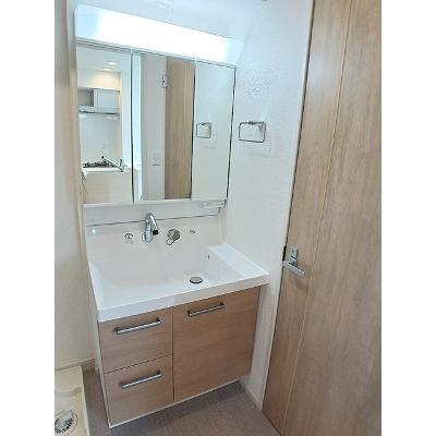 ナナラーピカケ 303【管理NO：1-028352501-03030】 ★家具家電は申し込み後に搬入しますの物件写真6