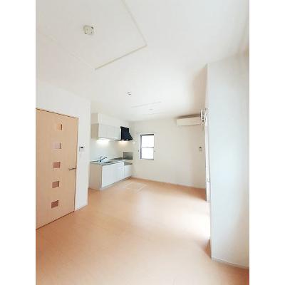 レーベン　ラオム 101【管理NO：1-017837001-01010】 2026年07月下旬入居可能の物件写真2