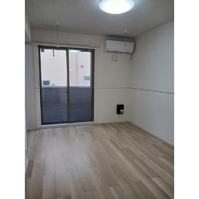 ティグレ 105【管理NO：1-027822301-01050】 ★家具家電は申し込み後に搬入しますの物件写真2