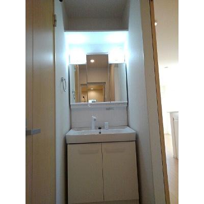 ノーブル 201【管理NO：1-025403301-02010】 ★家具家電は申し込み後に搬入します★の物件写真6