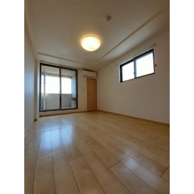 Ｓｈｉｎｅ　Ｍｉｒａ 403【管理NO：1-018316201-04030】 ★家具家電は申し込み後に搬入しますの物件写真2