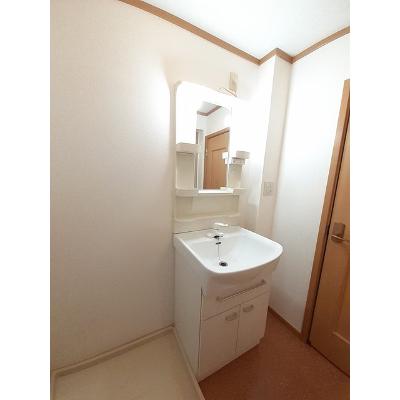 グラウクスⅡ 204【管理NO：1-009847502-02040】 ★家具家電は申し込み後に搬入します 2026年09月中旬入居可能の物件写真6