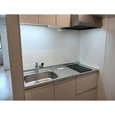 エターナル　ヴィレッジⅢ 103【管理NO：1-028554602-01030】 ★家具家電は申し込み後に搬入します★の物件写真3