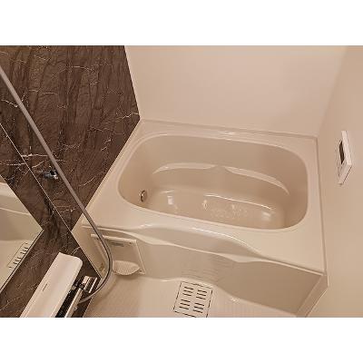 エターナル　ヴィレッジⅢ 102【管理NO：1-028554602-01020】 ★家具家電は申し込み後に搬入します★の物件写真4
