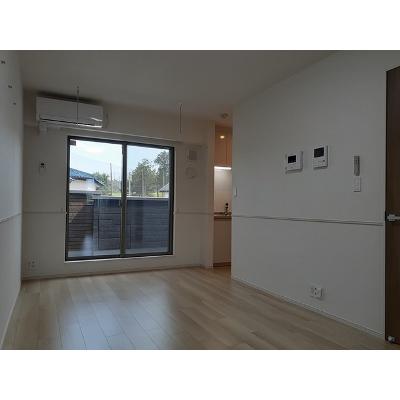 サウス・アデリーヌ 203【管理NO：1-027412701-02030】 ★家具家電は申し込み後に搬入します★の物件写真2