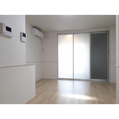 サウス・アデリーヌ 101【管理NO：1-027412701-01010】 ★家具家電は申し込み後に搬入します★の物件写真2