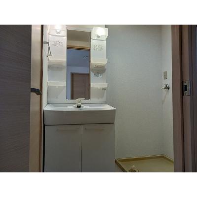 アーバンスクエアⅢ 101【管理NO：1-003827603-01010】 ★家具家電は申し込み後に搬入します★の物件写真6