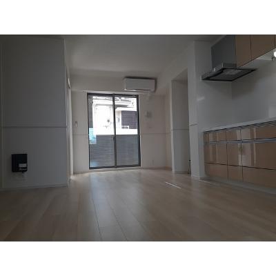 ドルフ 104【管理NO：1-027316201-01040】 ★家具家電は申し込み後に搬入しますの物件写真2