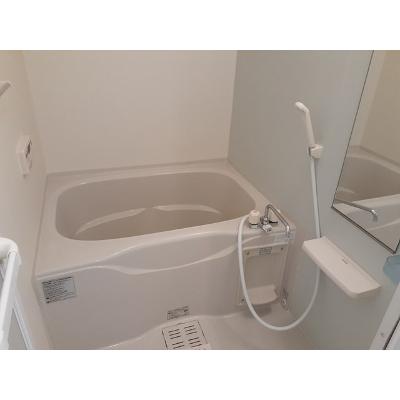 グランツ・フィオーレ 204【管理NO：1-015497901-02040】 ★家具家電は申し込み後に搬入します★の物件写真4