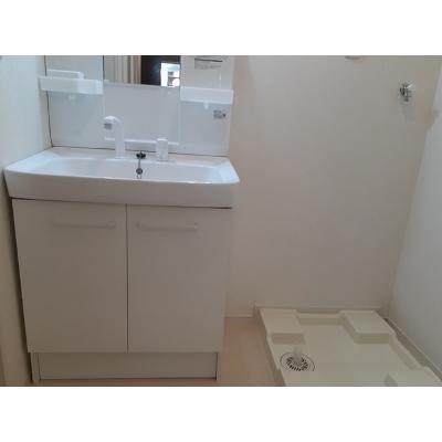 apartment 神奈川県愛甲郡愛川町中津１３１－４ 

↓地図はこちらから