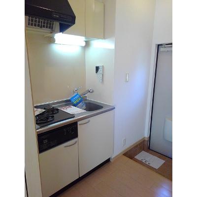 エスポワメゾン 203【管理NO：1-015650601-02030】 ★家具家電は申し込み後に搬入しますの物件写真3