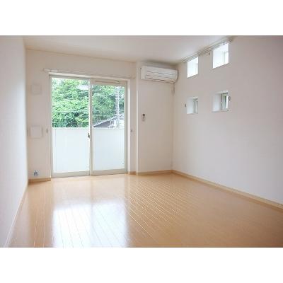 ウィステリア 202【管理NO：1-016259701-02020】 2026年07月中旬入居可能の物件写真2