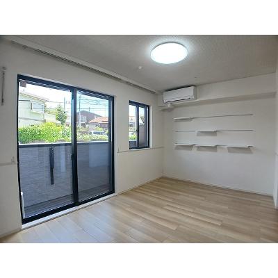 フロレスタ湘南　Ⅲ 102【管理NO：1-028199901-01020】 ★家具家電は申し込み後に搬入します★の物件写真2