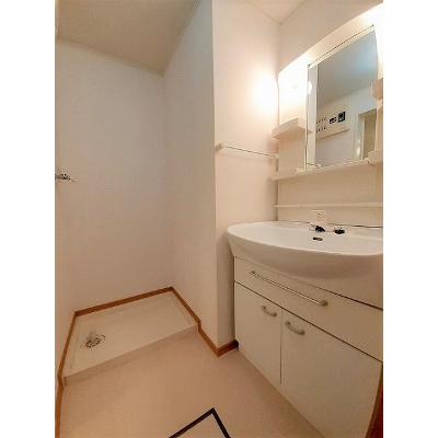 Ａｉｍ　Ｖｉｌｌａｇｅ　湘南Ⅱ 203【管理NO：1-013868501-02030】 ★家具家電は申し込み後に搬入しますの物件写真6
