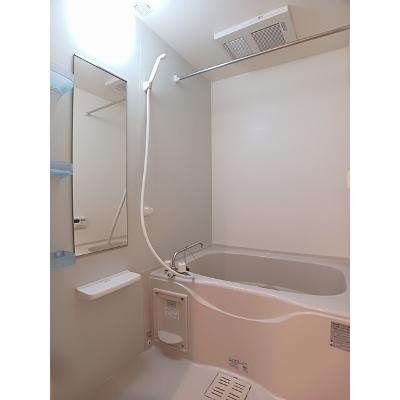 アイリス 103【管理NO：1-017036001-01030】 ★家具家電は申し込み後に搬入します★の物件写真4
