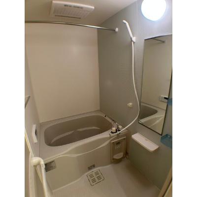 アイリス 102【管理NO：1-017036001-01020】 ★家具家電は申し込み後に搬入します★の物件写真4